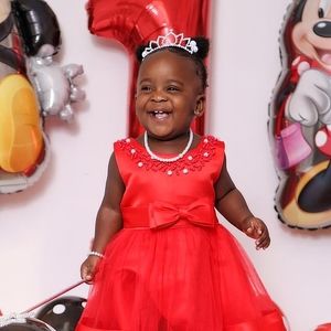 Meet your Posher, Deborah